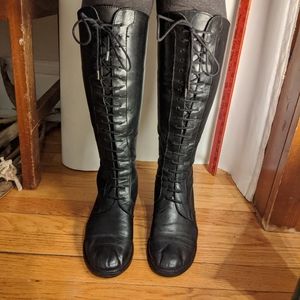 Report Dutchess Boot full zip full lace 8.5